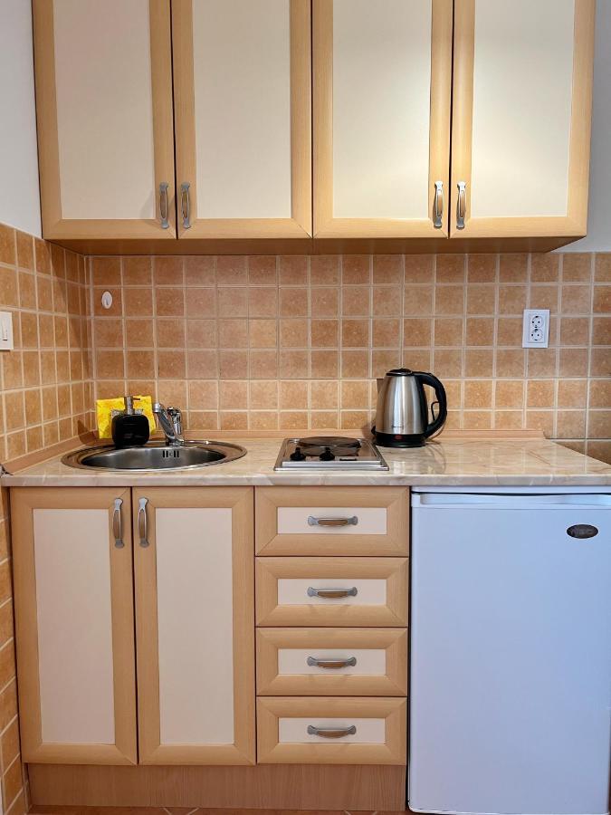 Lav Apartments Херцег-Новий Екстер'єр фото