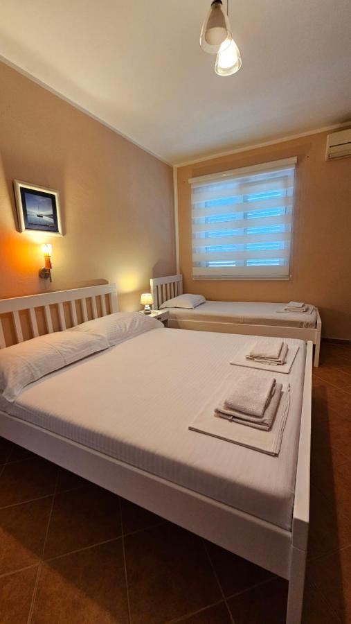 Lav Apartments Херцег-Новий Екстер'єр фото